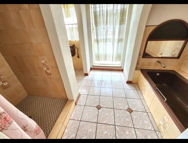 3 BEDROOM HOUSE FOR SALE IN MAYBERRY PARK